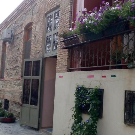 גורי California Guest House מראה חיצוני תמונה