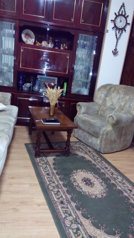 גורי California Guest House מראה חיצוני תמונה
