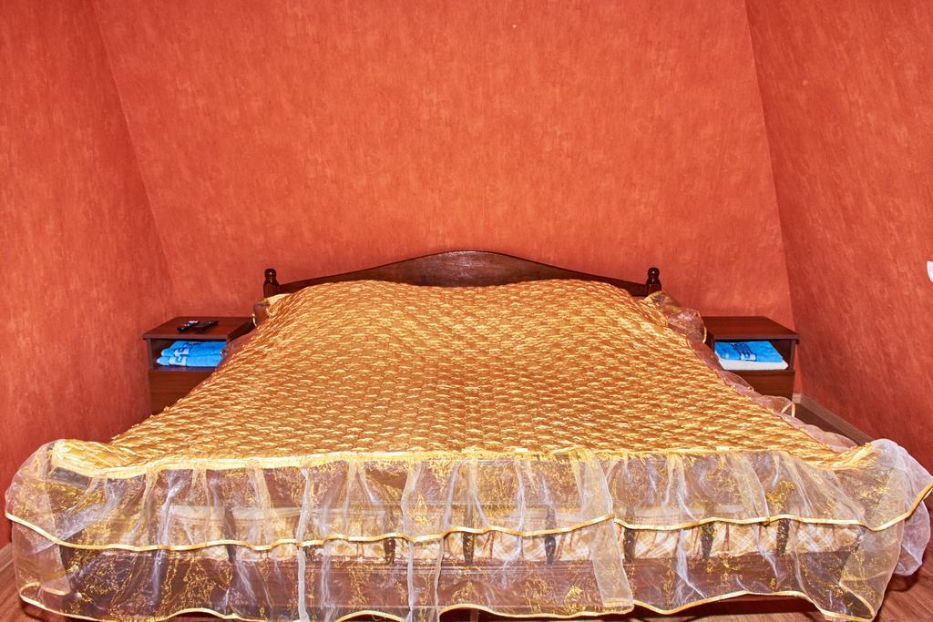 גורי California Guest House מראה חיצוני תמונה